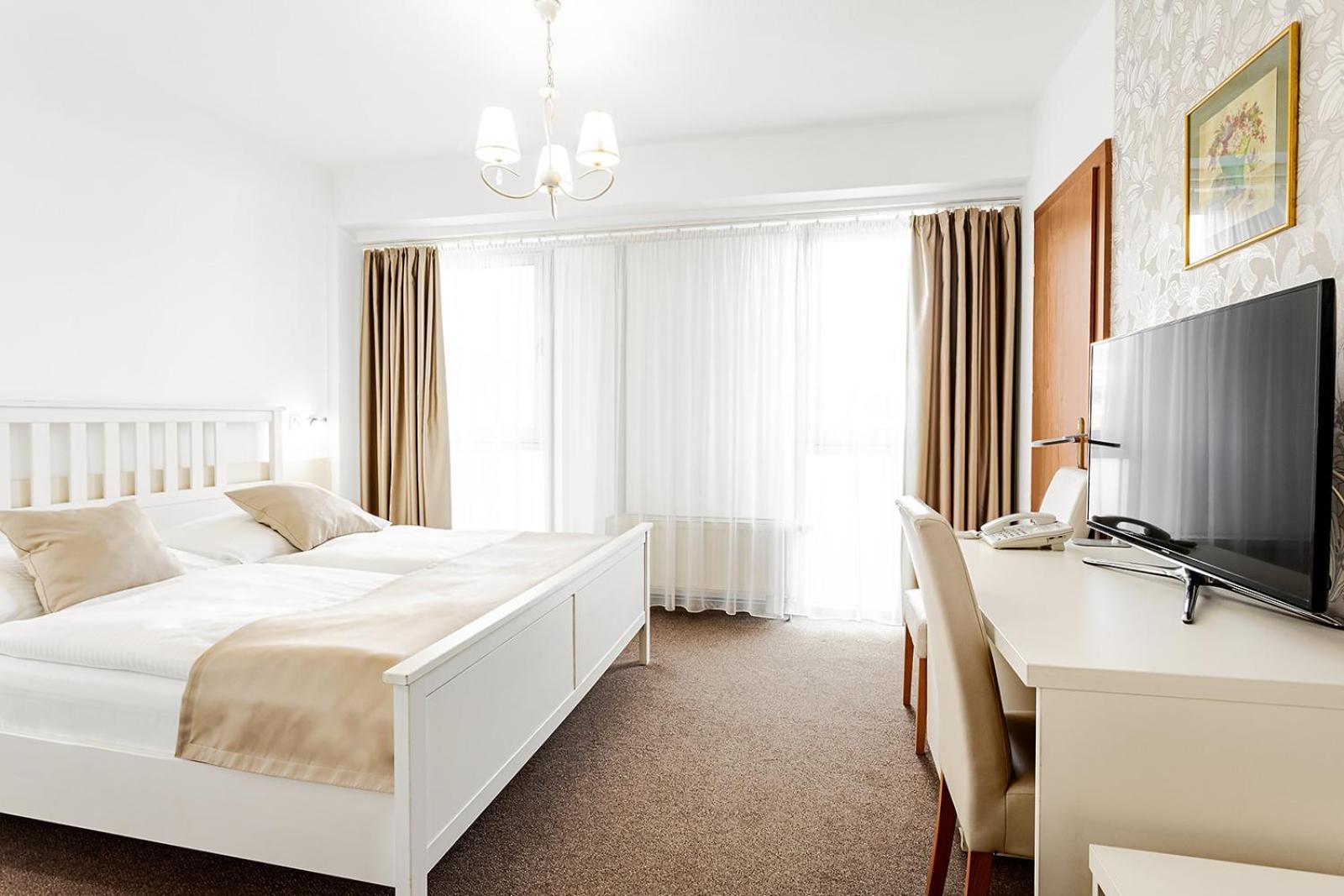Hotel Saris بارديوف المظهر الخارجي الصورة