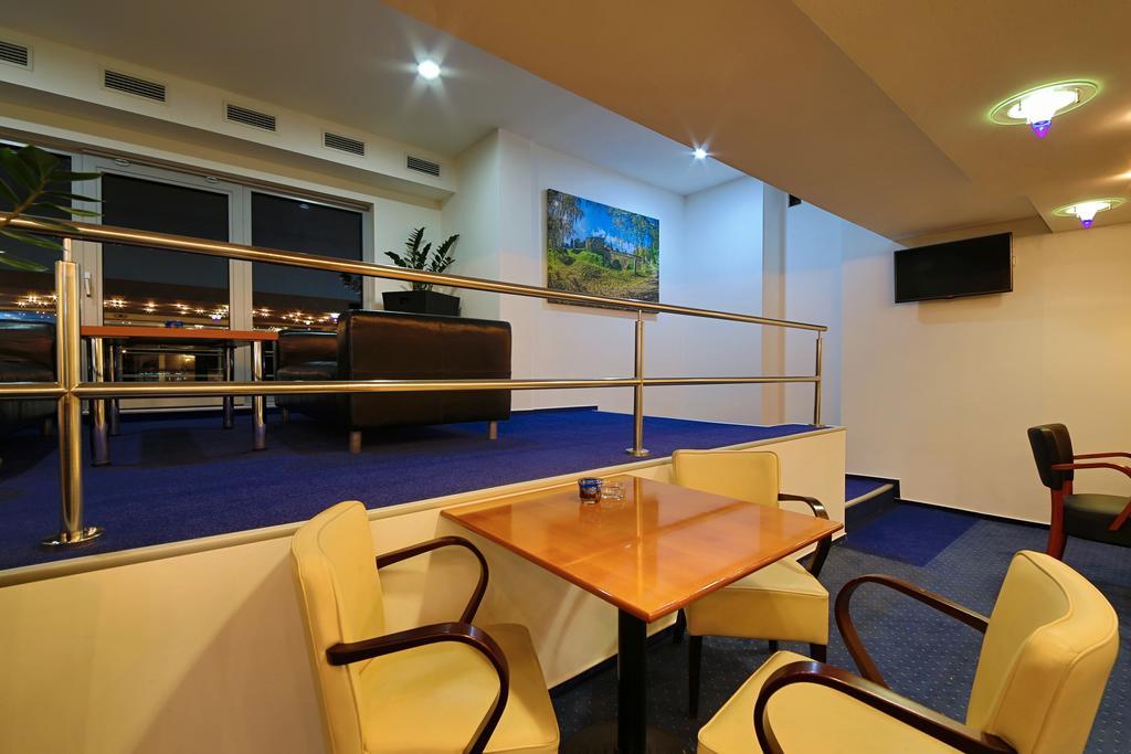 Hotel Saris بارديوف المظهر الخارجي الصورة