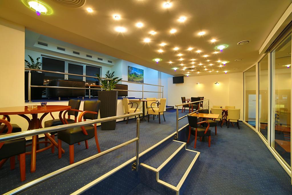 Hotel Saris بارديوف المظهر الخارجي الصورة